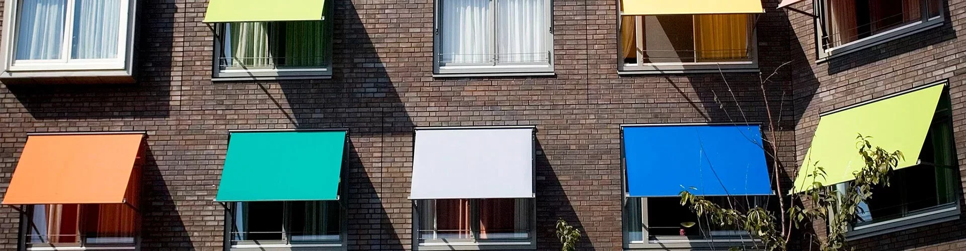 1058-buitenzonwering_uitvalscherm-header.webp 1058-buitenzonwering_uitvalscherm-header.webp