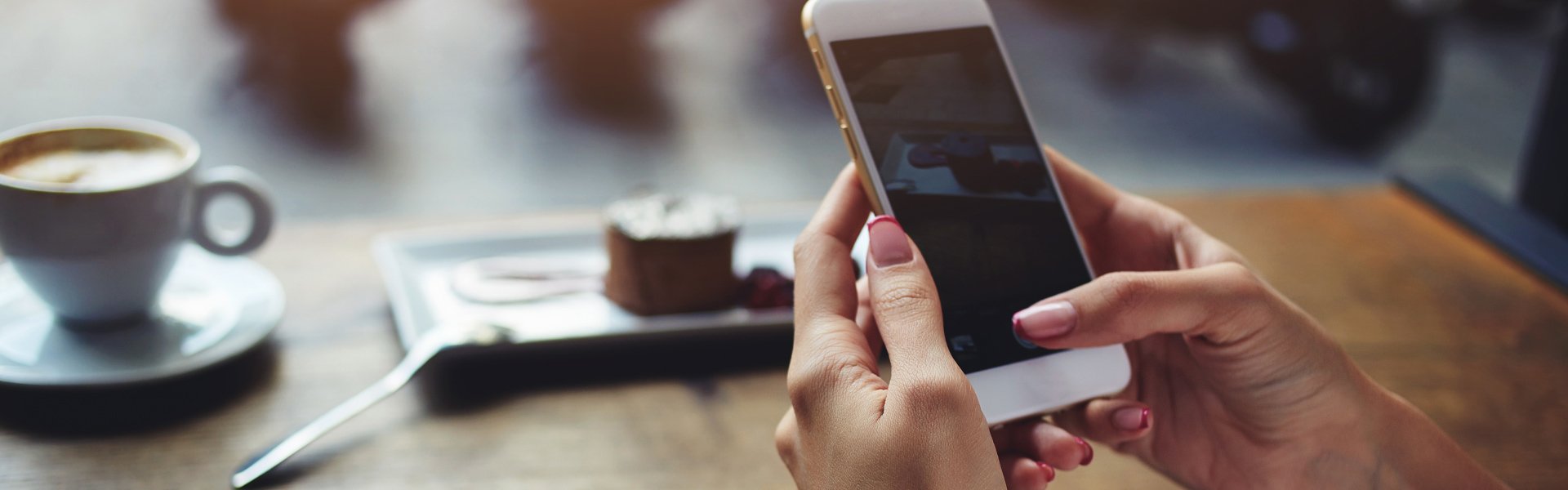 551-contact_header.jpg 551-contact_header.jpg